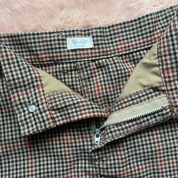 BRANDY MELVILLE PLAID MINI SKIRT - Picture 4 of 4